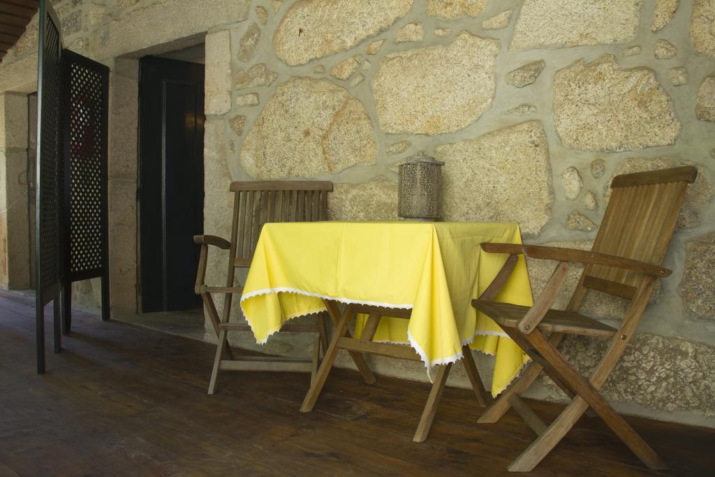 Ferienwohnung Casa De Assade Grimancelos Exterior foto